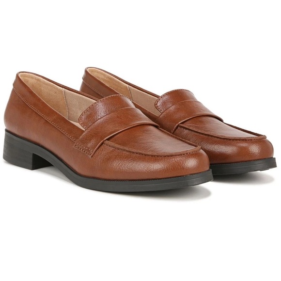Life Stride Shoes - LifeStride Womens Sonoma 2 Loafers Walnut 10M